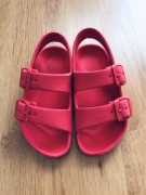 KLAPKI DZIECIĘCE, LEKKIE Z KLAMRAMI, rozm.27