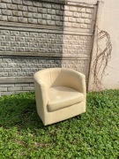 klasyczny fotel klubowy bucket chair