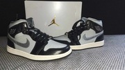 Buty Nike Air Jordan 1 Mid SE Wmns Black Grey 39