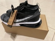 NIKE AIR MAX FLYKNIT RACER 42,5 OREO