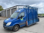 Uchwyt boczny bus do transportu okien 