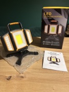 SYLSTAR LED Reflektor 30W 3000LM Akumulatorowy Przenośny