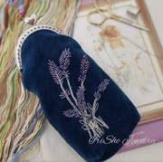 Etui na okulary Lawenda welurowe, haftowane ręcznie, rękodzieło