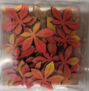 drewniane, jesienne liście dekoracyjne