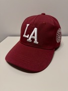 NOWA Bordowa Czapka LA – Klasyczny Model