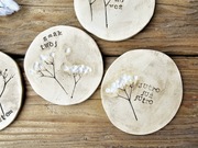 Komplet ręcznie wykonanych talerzyków ceramicznych 4 sztuki 18cm