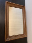 Stare lustro wiszące drewniane