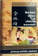 Kwiaty śliwy w złotym wazonie