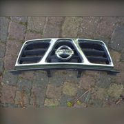 Grill nissan x-trail.