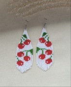 Kolczyki z japońskich koralików.