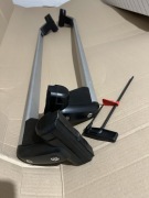 Oryginalny bagażnik bazowy VW T5 T6 nr 7H0071126 