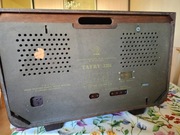 Maszyna do szycia Wifama i radio lampowe Tatra 3281