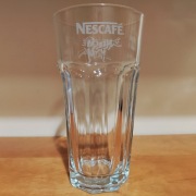 Szklanka kawa Nescafe Frappe - 300 ml - nowa