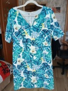 Sukienka w kwiaty 40