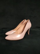 Szpilki Venezia skórzane nowe 37,5