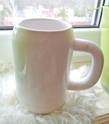 Stary ceramiczny biały kufel