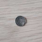 Zniszczona moneta 10groszy z 2019r