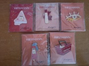 Kolekcja przypinek z Rossmanna