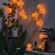 IKEA SOLVINDEN Girlanda LED, 12 lampek, zewnętrzne/na baterie pomarańczowy