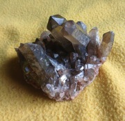 szczotka krystaliczna kwarcu dymnego (240g) z Brazylii