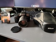 Nikon F-601 Quartz Date + Obiektyw 28-200mm+ Filtr UV + Pokrowiec + Bateria