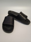 Klapki Adidas Czarne R.46