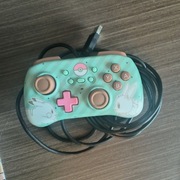 Kontroler HORI na kablu