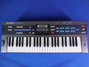 Casio CZ-1000 syntezator muzyczny z lat 80