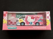 Tarmac Hello Kitty Capsule Toyota Hiace Widebody gablotka 1/64 NOWY