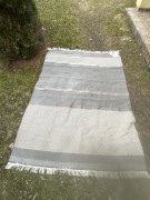 Linie Design Unit Green dywan wełniany 170 na 240 cm szaro-zielony frędzle