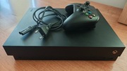 Konsola Microsoft Xbox One X 1TB + pad 