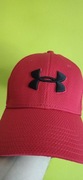 Czapeczka z daszkiem Under Armour czerwona z logo na przodzie czarnym