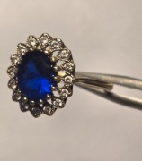 Złoty pierścionek markiza, stary pierścionek