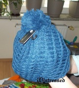 Elegancka czapka damska Distressed