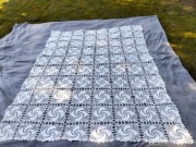 Duży Obrus serweta 135 x 165 cm biała, ręczna robota na szydelku, bieżnik