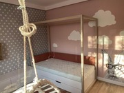 Sprzedam łóżko, komode i szafkę wiszącą 