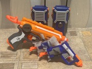 PISTOLET NERF 3 SZT + KRÓTKOFALÓWKI WALKIE TALKIE NERF - 2 SZT