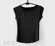 Bluzka t-shirt rozmiar XS/34 szara grafitowa w czarne gwiazdki A051