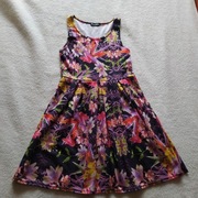 Sukienka w kwiaty rozm. 158-164, damskie 38-40