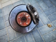 Sprzedam zwrotnice volvo v40 D2