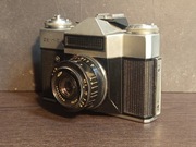 Aparat fotograficzny Zenit E z obiektywem Industar