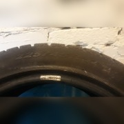 Opona samochodowa zimowa 225/45 R17
