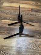 Stopki, podstawa z TV Sony KD-55X89J