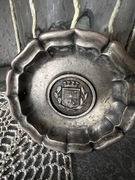 Francuski kolekcjonerski talerzyk z herbem