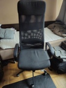 Fotel obrotowy IKEA szary tkaninowy z regulacją wysokości i kółkami