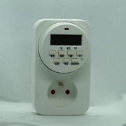 Elektroniczny cyfrowy programator czasowy gniazdkowy biały BND-50/SG1 