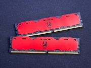 Pamięć RAM DDR4 8GB 2400MHz CL15 Kingston Iridium IRDM - 2x4GB GWAR