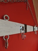 Belka Wisząca Shibari / BDSM 120 cm – Brzoza + Czarne Płaskowniki –Premium 