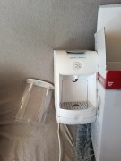 Ekspres do kawy Guzzini + 10 kapsułek 