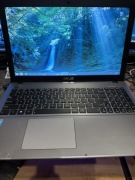 Laptop ASUS X550CA